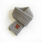 Load image into Gallery viewer, frenchies knitted scarf gray / about 110x9cm
